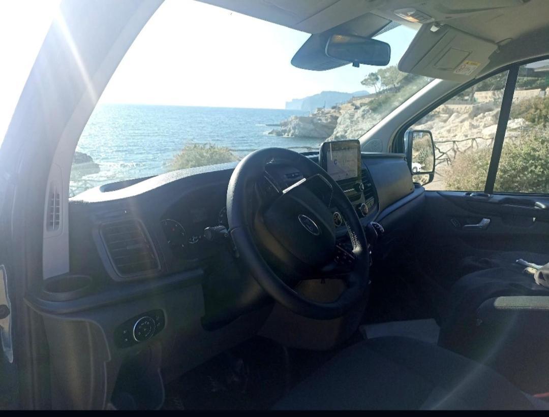 Campingplasser Ford Transit Custom Camper